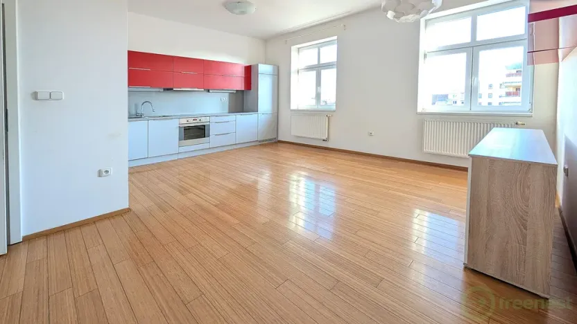 Pronájem bytu 2+kk, 50 m², K Višňovce, Pardubice