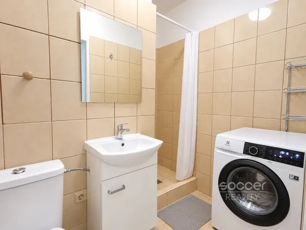 Pronájem bytu 1+kk, Praha - Kobylisy, Kyselova, 25 m2