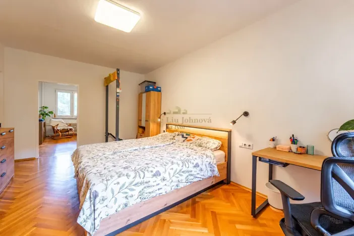 Prodej bytu 2+1, Praha - Žižkov, Pod lipami, 52 m2