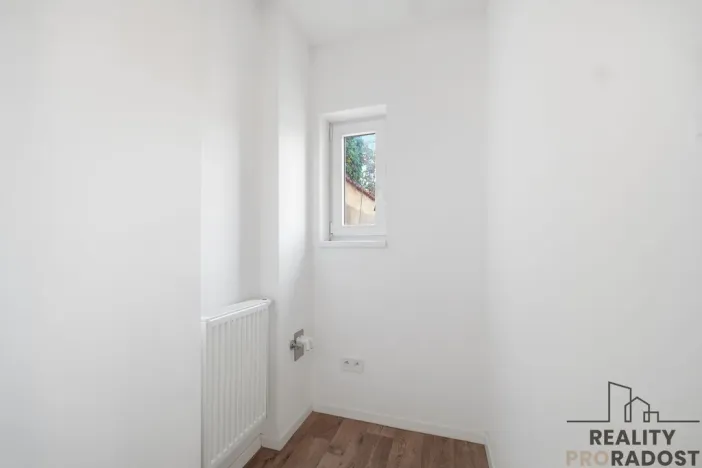 Pronájem bytu 1+1, Pardubice, Teplého, 35 m2