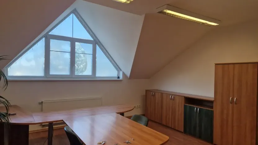 Pronájem kanceláře, Plzeň, Na Roudné, 56 m2