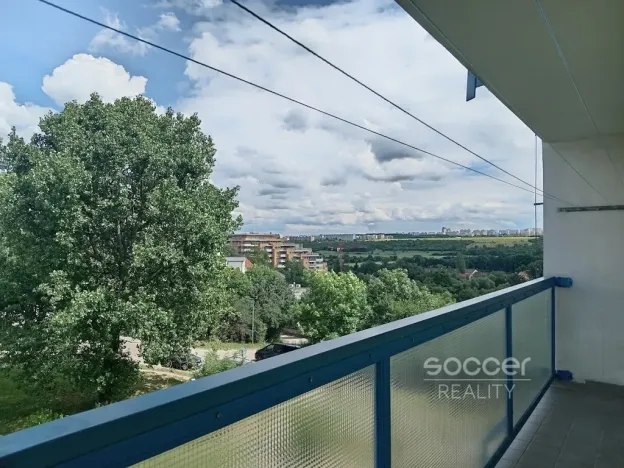 Pronájem bytu 1+kk, Praha - Záběhlice, Bramboříková, 32 m2