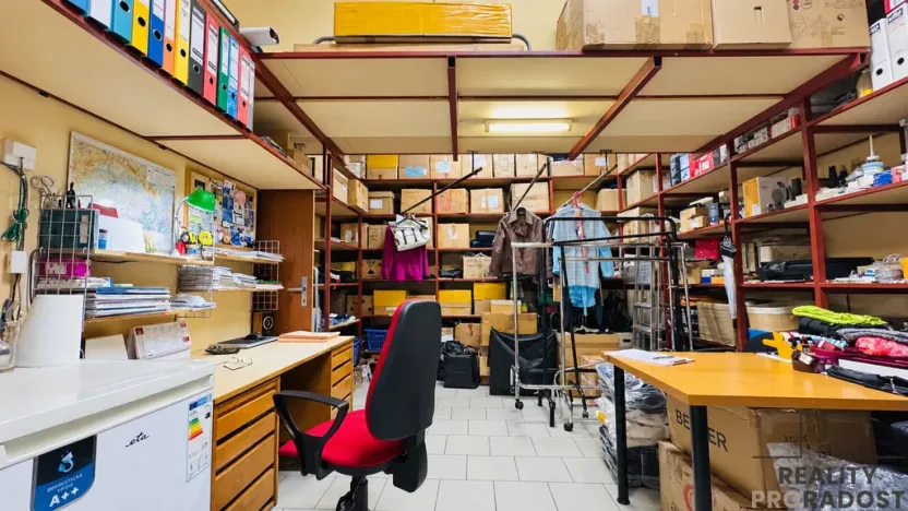 Pronájem obchodního prostoru, Hodonín, Národní třída, 121 m2