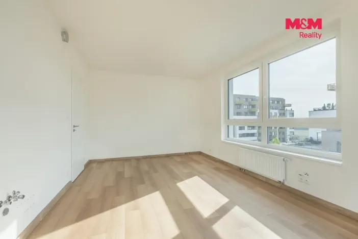 Prodej bytu 1+kk, Praha - Dolní Měcholupy, Honzíkova, 35 m2