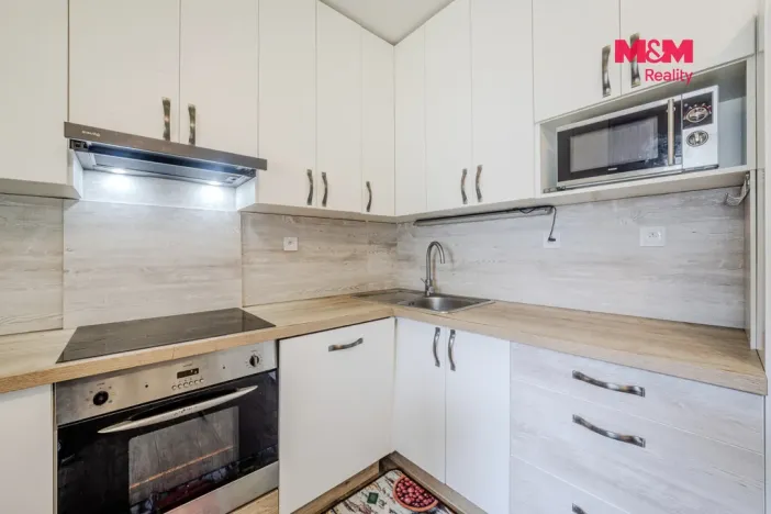 Prodej rodinného domu, Bobnice - Kovansko, Krátká, 80 m2