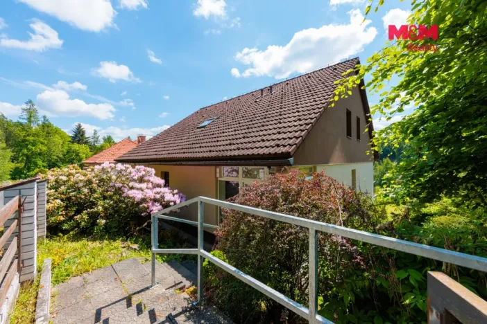 Prodej rodinného domu, Karlovy Vary - Hůrky, 250 m2