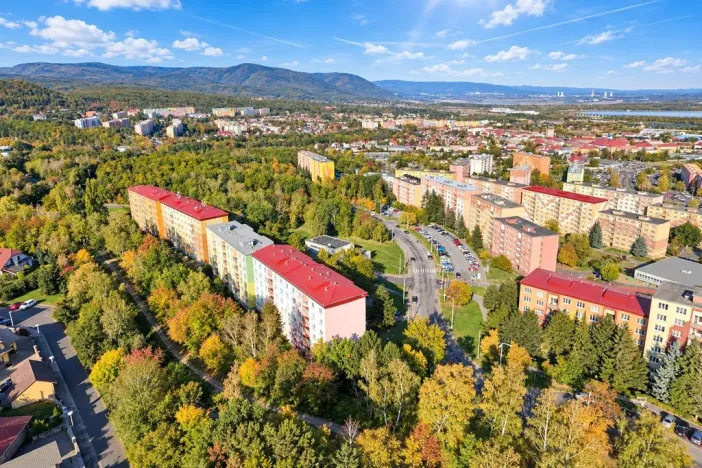 Prodej bytu 2+1, Chomutov, Výletní, 57 m2