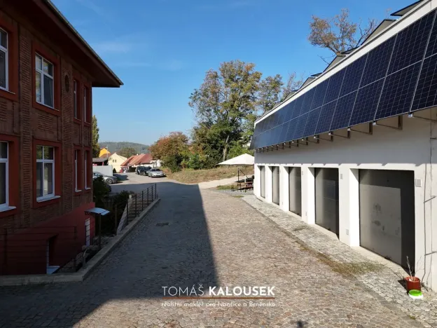 Pronájem garáže, Oslavany, 19 m2