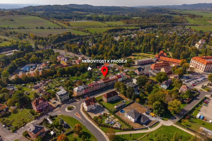 Prodej bytu 3+1, Ostrov, Nádražní, 89 m2
