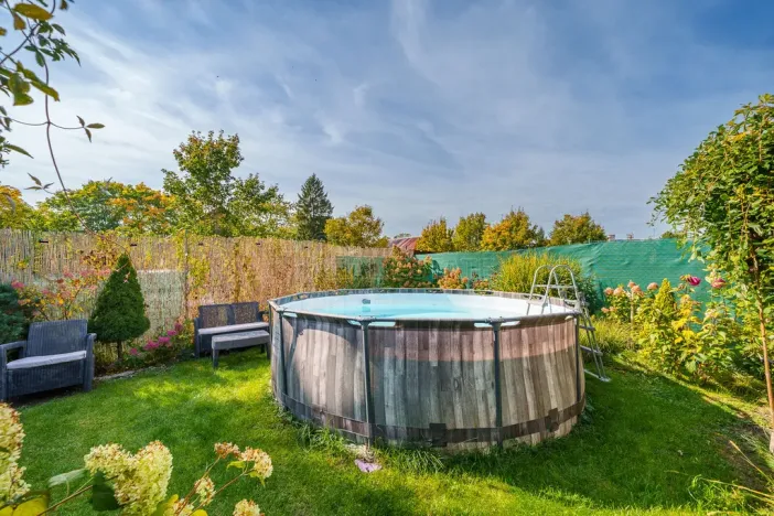 Prodej bytu 3+1, Ostrov, Nádražní, 89 m2