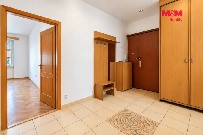 Pronájem bytu 1+1, Praha - Žižkov, Kubelíkova, 63 m2