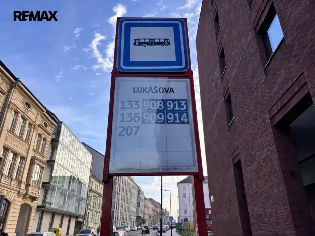 Pronájem bytu 1+kk, Praha - Žižkov, Kaplířova, 39 m2