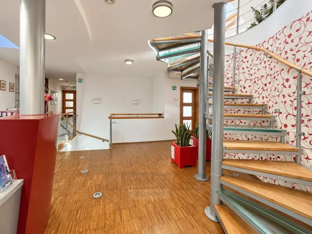 Pronájem kanceláře, České Budějovice - České Budějovice 1, Hroznová, 276 m2