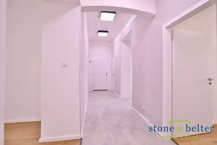 Pronájem kanceláře, Praha - Nové Město, Malá Štěpánská, 145 m2