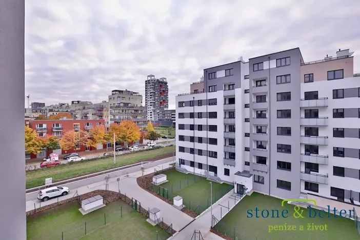 Pronájem bytu 1+kk, Praha - Hlubočepy, Fabiánové, 31 m2