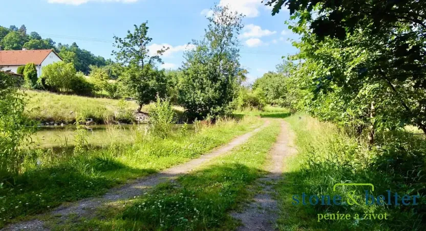 Prodej zahrady, Bystřice nad Pernštejnem, 1636 m2