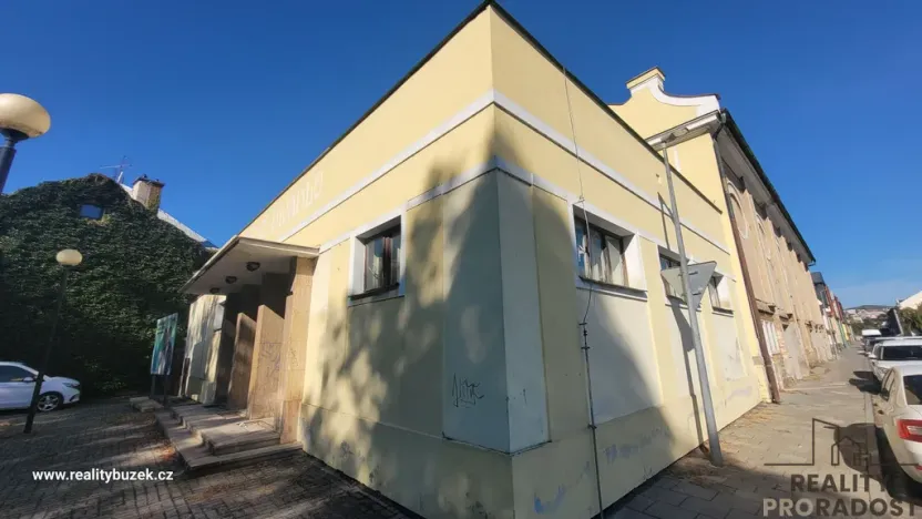 Prodej činžovního domu, Šternberk, 936 m2