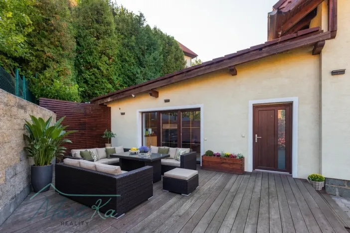 Prodej rodinného domu, Nový Knín, Kozohorská, 216 m2