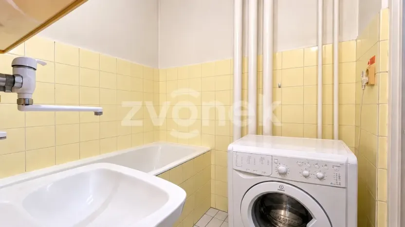 Prodej bytu 1+1, Otrokovice, SNP, 35 m2