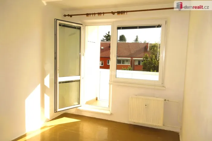 Prodej bytu 3+1, Rousínov, V Sídlišti, 74 m2