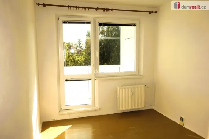 Prodej bytu 3+1, Rousínov, V Sídlišti, 74 m2