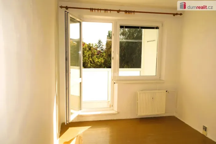 Prodej bytu 3+1, Rousínov, V Sídlišti, 74 m2