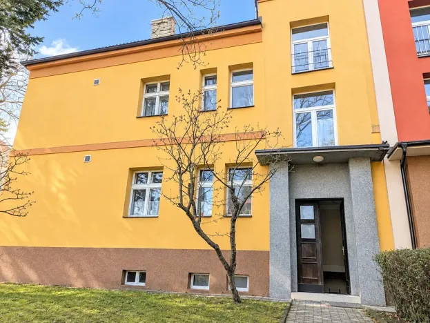Pronájem bytu 4+1, Praha - Strašnice, Běchovická, 138 m2