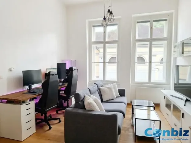 Pronájem bytu 3+kk, Praha - Smíchov, Plzeňská, 60 m2