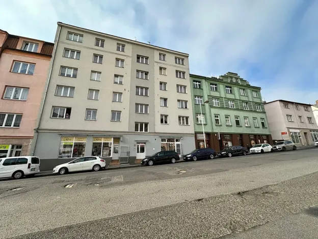 Pronájem obchodního prostoru, Děčín, Prokopa Holého, 72 m2