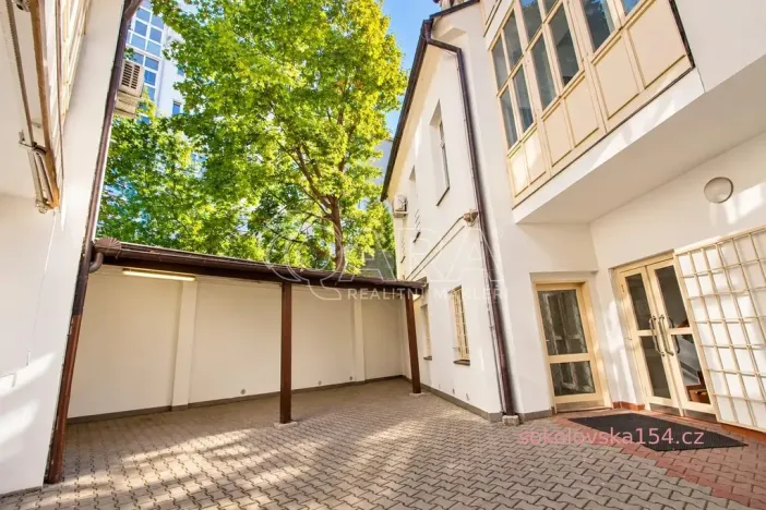 Prodej obchodního prostoru, Praha - Libeň, Sokolovská, 51 m2