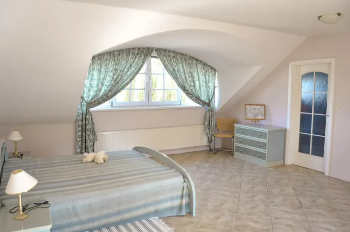 Prodej vícegeneračního domu, Olšany, 392 m2