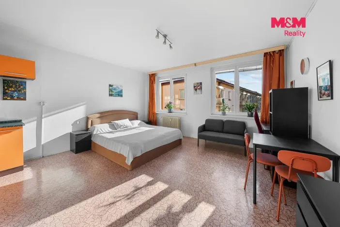 Prodej bytu 1+kk, Ústí nad Labem - Bukov, Dukelských hrdinů, 30 m2