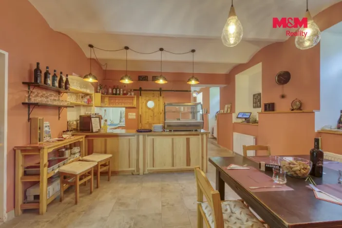 Pronájem obchodního prostoru, Karlovy Vary, Bělehradská, 100 m2
