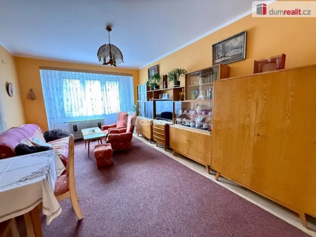Pronájem bytu 2+1, Kralupy nad Vltavou - Lobeček, Družstevní, 54 m2