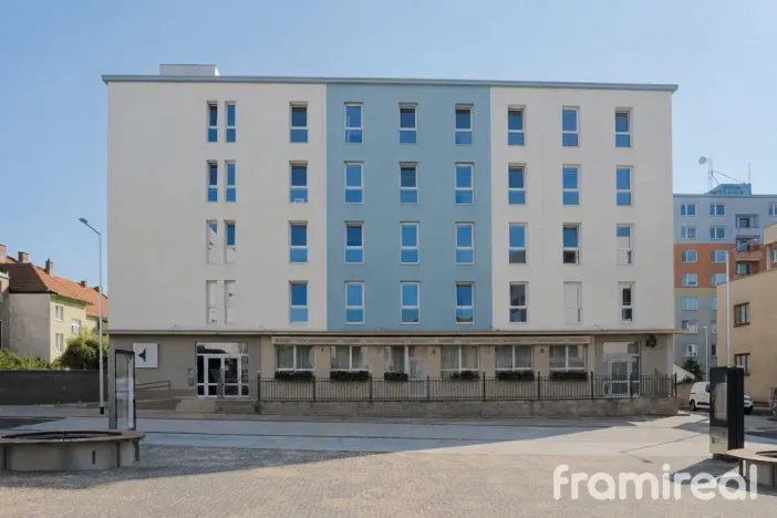 Pronájem bytu 1+kk, Veselí nad Moravou, náměstí Míru, 26 m2
