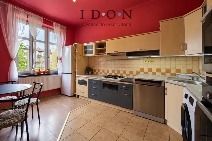 Prodej bytu 3+1, Český Těšín, Čapkova, 90 m2
