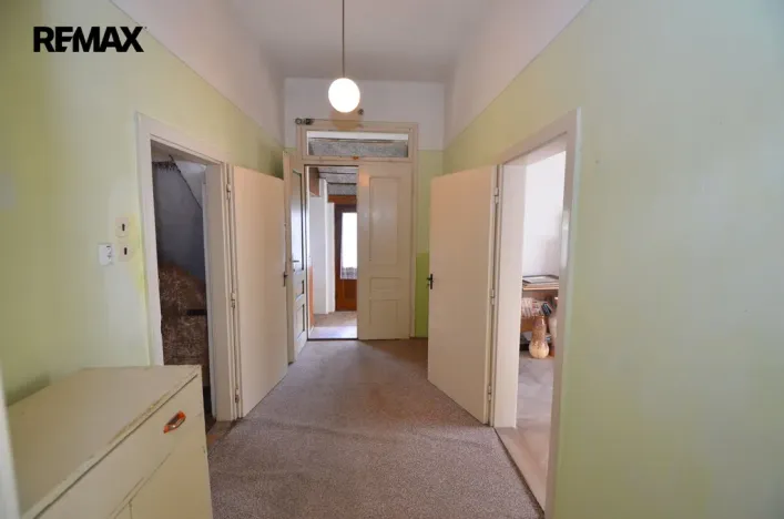 Prodej obchodního prostoru, Uničov, Litovelská, 90 m2