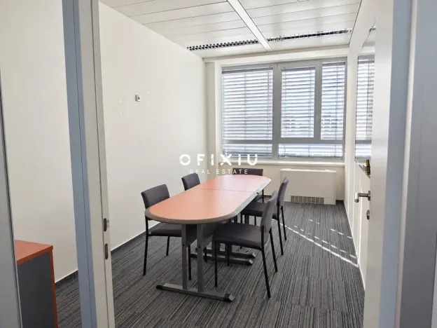 Pronájem kanceláře, Praha - Dejvice, Evropská, 460 m2