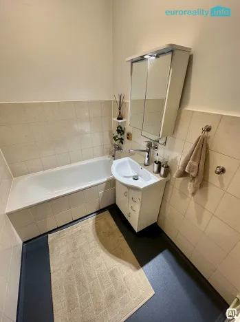 Prodej bytu 1+1, Nejdek, sídliště 9. května, 40 m2