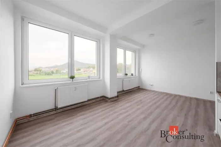 Pronájem bytu 2+kk, Mlékojedy, 57 m2