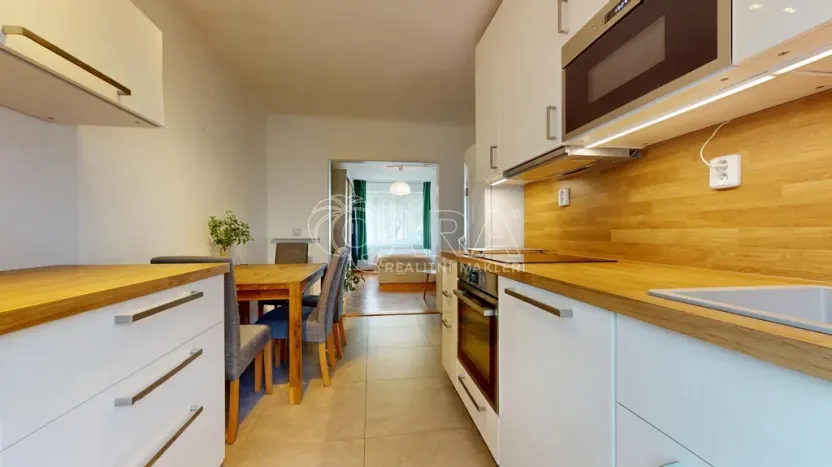 Pronájem bytu 2+1, Hořovice, Kosmonautů, 57 m2