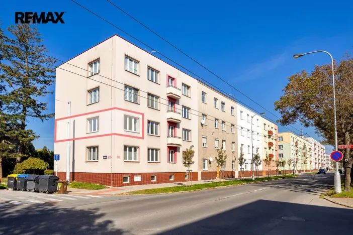 Pronájem bytu 2+1, Hradec Králové - Slezské Předměstí, Brandlova, 55 m2