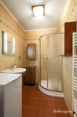 Pronájem bytu 2+1, Praha - Vinohrady, Jagellonská, 75 m2