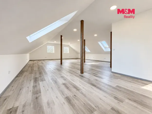 Pronájem výrobních prostor, Drásov, Všechovická, 285 m2