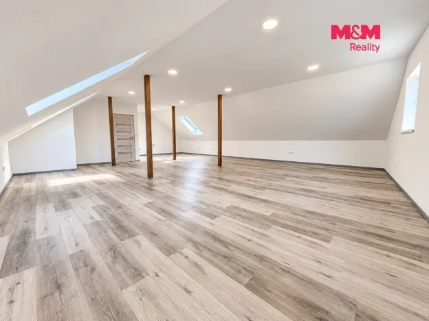 Pronájem výrobních prostor, Drásov, Všechovická, 285 m2