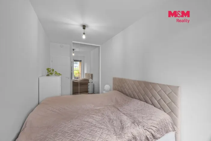 Prodej bytu 4+kk, Praha - Uhříněves, Jindřicha Bubeníčka, 76 m2