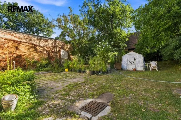 Prodej rodinného domu, Český Brod, nám. Arnošta z Pardubic, 150 m2