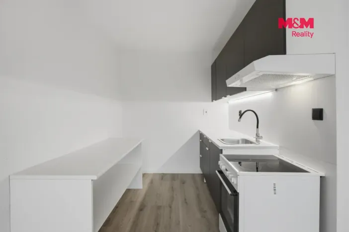 Prodej bytu 2+kk, Rakovník - Rakovník II, V Lukách, 40 m2