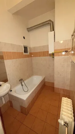 Pronájem bytu 2+1, Pardubice, Sladkovského, 75 m2