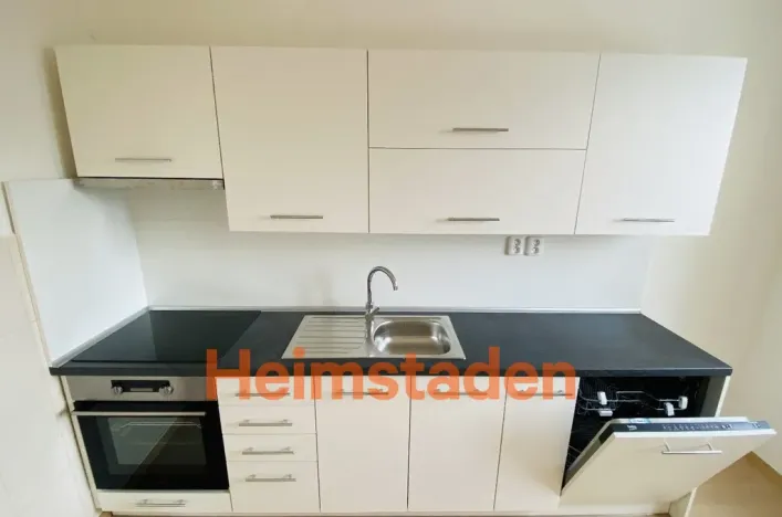 Pronájem bytu 2+kk, Ostrava - Poruba, Hlavní třída, 54 m2